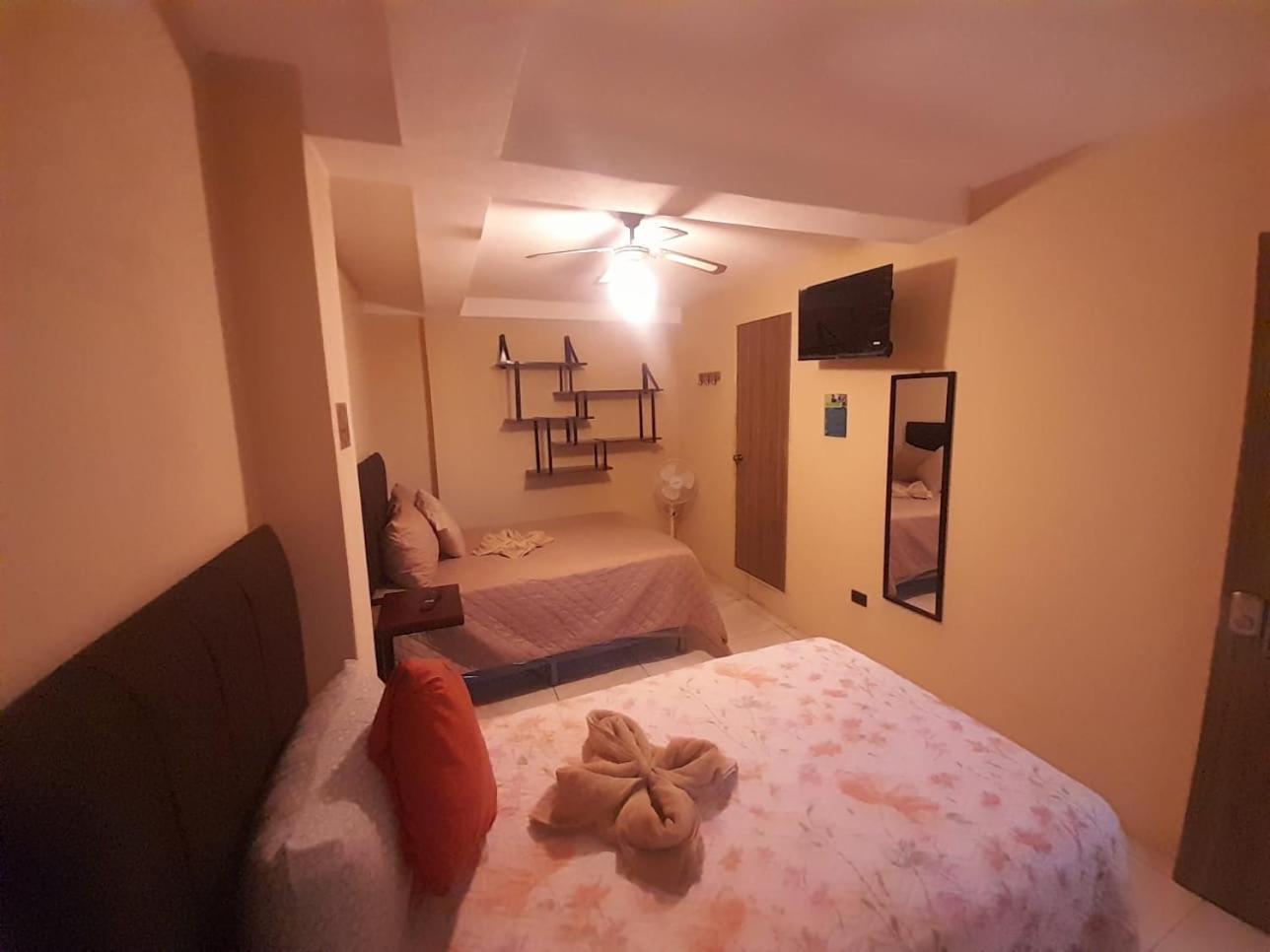 Готель Sky Garden Guatemala City Екстер'єр фото