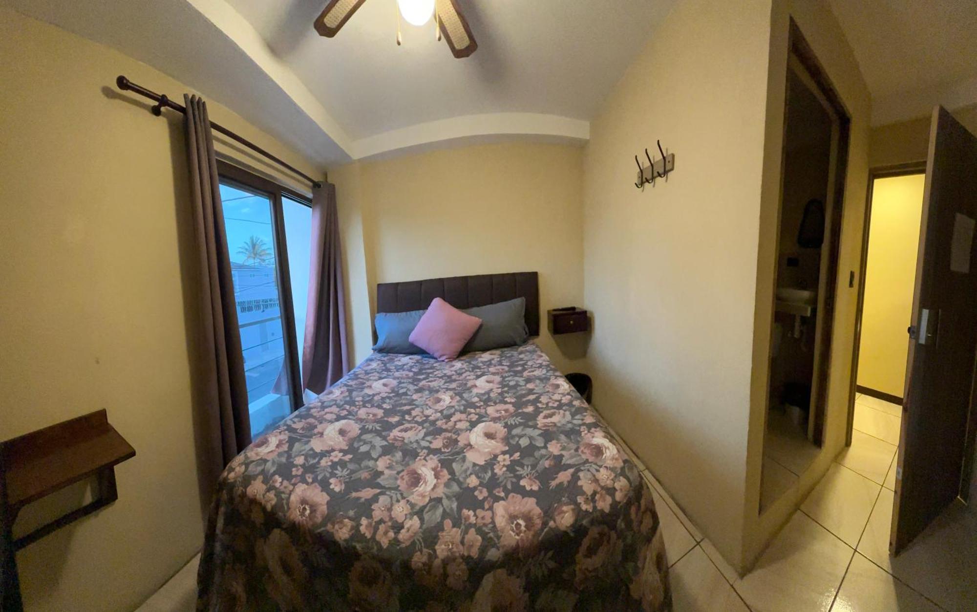 Готель Sky Garden Guatemala City Екстер'єр фото